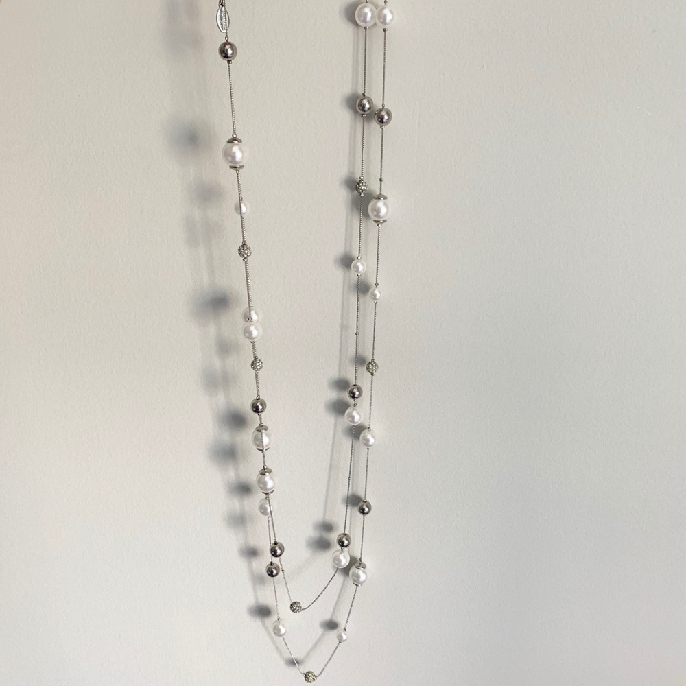 Ann Taylor Factory Pearl double strand necklace